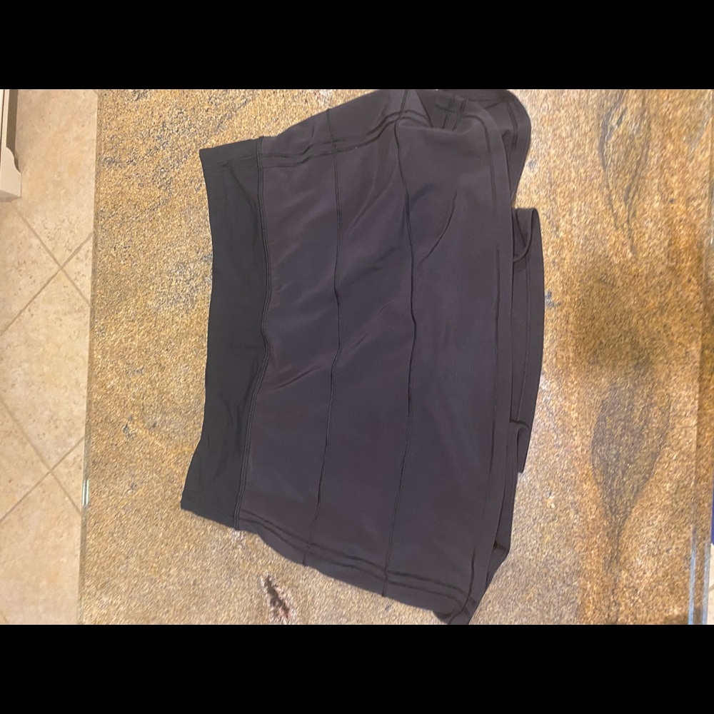 Lulu lemon skort